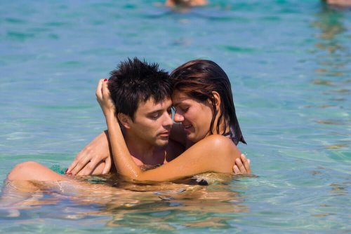 при практикуване на секс във вода се пазете от охлузвания