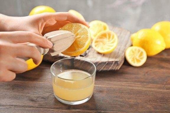 Какво трябва да знаете преди да започнете лимонената диета
