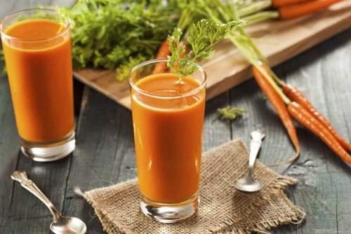 Сред тези пет зеленчукови сока се отличава този от моркови и магданоз, заради богатото си съдържание на хранителни вещества.