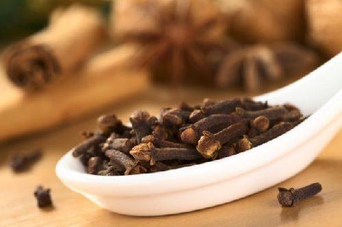 Карамфил и бял оцет