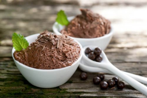 Нискокалоричен десерт: шоколадов мус