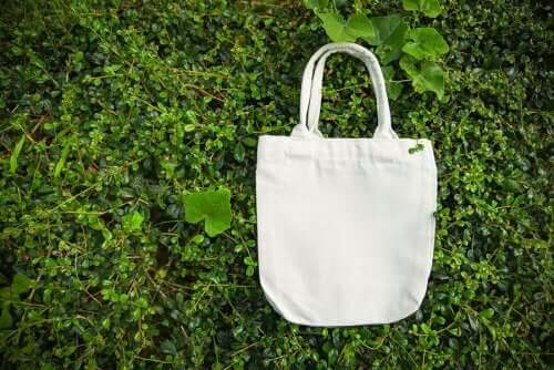 Направи си сам: модерни пазарски чанти за многократна употреба