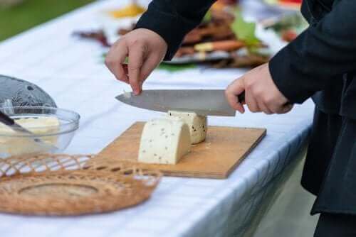 Най-добрите съвети за рязане на сирене