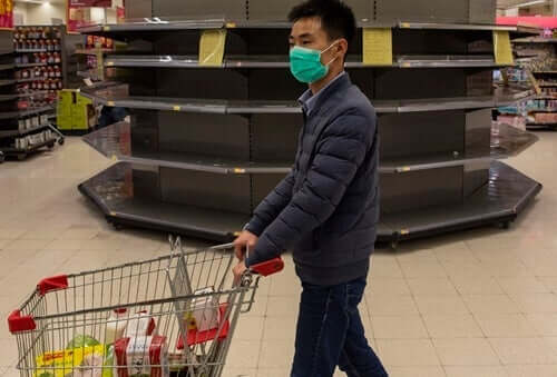 Паниката за пазаруване и коронавируса – какво казва психологията по темата?