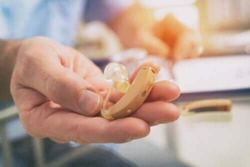 Загуба на слуха: симптоми и лечение