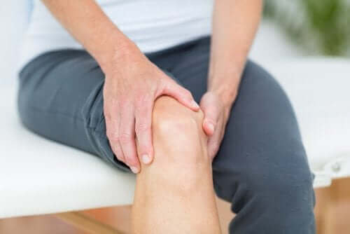 Остеоартрит на коляното: снимка на възпалено коляно