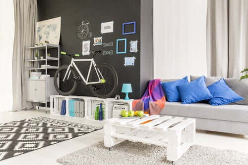 С рециклирани материали: палети за декорация