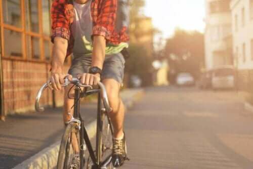Карането на колело е полезно за здравето.