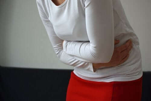 Симптоми на болка в яйчниците по време на менопауза