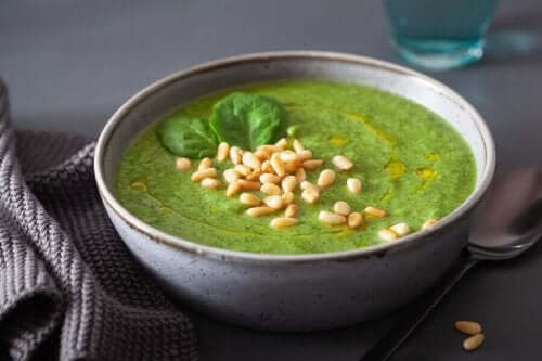 Зеленчукови крем супи: крем супа в купа