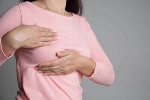 Болката в гърдите и менструалния цикъл