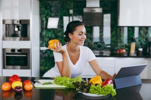 Пропускането на вечерята помага ли за свалянето на килограми?