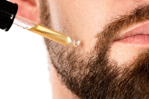 Естествен домашен балсам за стимулиране на растежа на брадата
