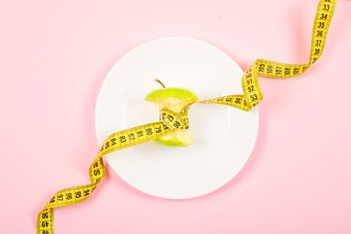 Диетата от 1000 калории: Наистина ли работи?