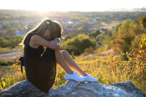 Лятна депресия: причини, симптоми и как да се справите с нея