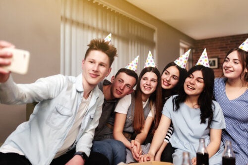 10 идеи и съвета за празнуване на тийнейджърски рожден ден