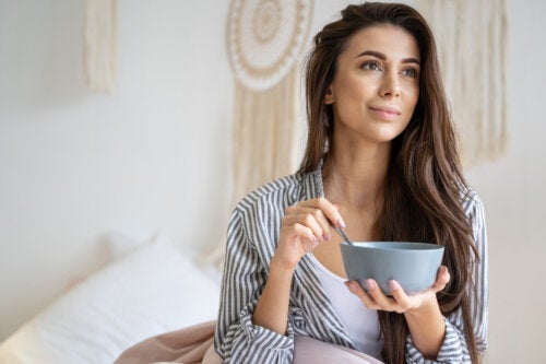 Овесени ядки по време на кърмене: ползи и как да ги приготвите