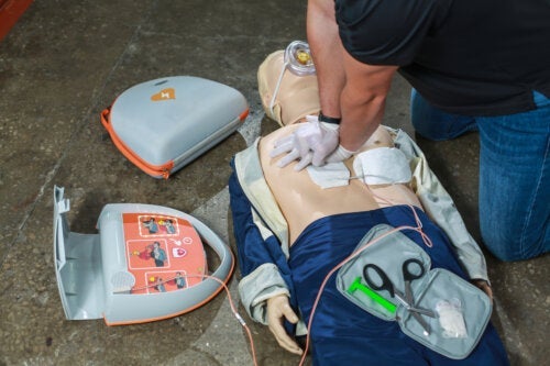 Медицинското оборудване, което спаси живота на фен на ФК Кадис