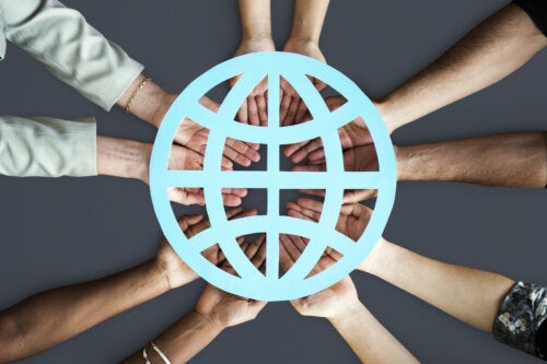 Социалната глобализация: характеристики, предимства и недостатъци