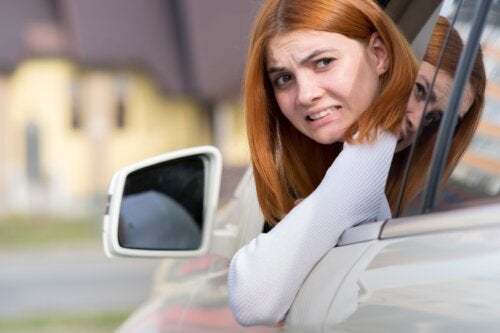 Страх от паркиране на кола: защо се появява и как да го преодолеем