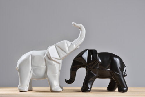 Слоновете в декорацията: какво е значението им?