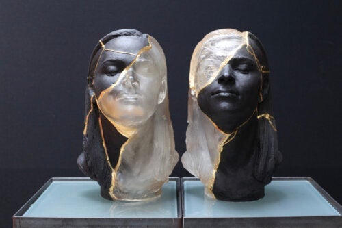 Kintsugi: Философията за излекуване на раните на душата