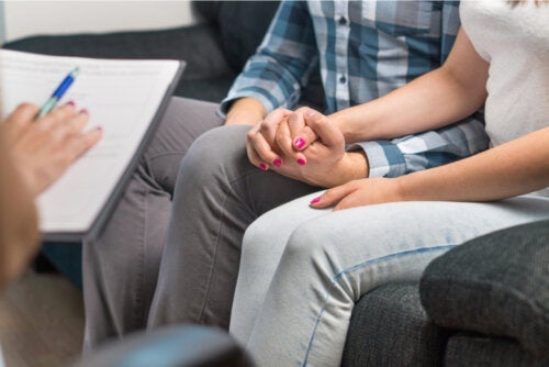 Интегративна поведенческа терапия за двойки: какво представлява?