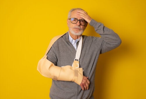 11 възможни причини за болка в дясната ръка