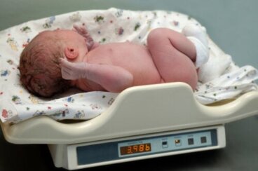 Първото посещение на бебето при педиатър: какво да имате предвид